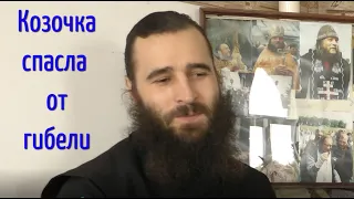 "Поживи в миру, как в монастыре". Беседа с братьями на хоздворе. Фильм 4-ый. Никольский монастырь