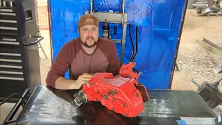 Scout Restoration Episode #6: Transfer Case Rebuild