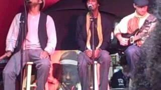 K'naan Live at The Sound Garden - Take a Minute