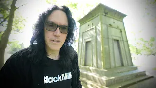 Strange Graves In London - The Time Machine in a London Cemetery   4K