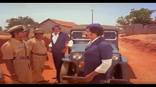 Ambarish and Tiger Prabhakar Cheats Police and Took Thief From Jail | Khadima Kallaru Kannada Scene