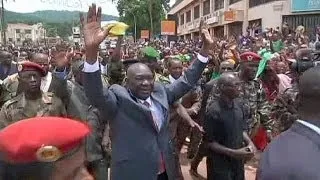 Huit jours après le putsch, un nouveau gouvernement en Centrafrique