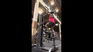 Assisted pull-ups with 3 grips, -48lbs