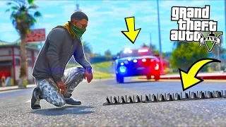 So I used Spike Strips on COPS!! (GTA 5 Mods - Evade Gameplay)