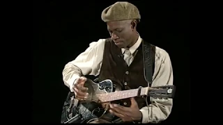 Keb' Mo' plays "Henry" from his Homespun Lesson "The Blues Guitar of Keb' Mo'"