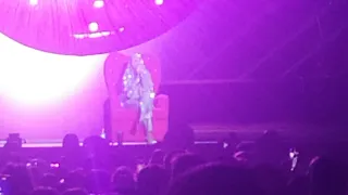 un poco de lo que pasó en el show de emilia mernes