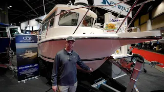 Affordably Priced Pilot House Fiberglass Boat (Defiance Boats)