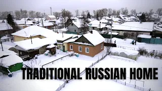 VISITING A TRADITIONAL RUSSIAN HOUSE 2023 - How some people in Russia live. Siberia Travel Vlog 🇷🇺