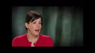 Liv Tyler talks about singing in LOTR