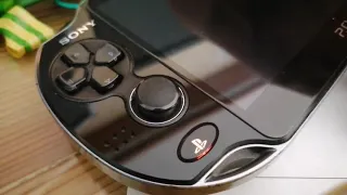 PS Vita не включается (проблема не решена)