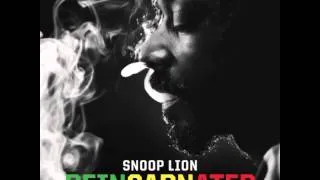 03 Snoop Lion - Lighters Up (feat. Mavado & Popcaan)