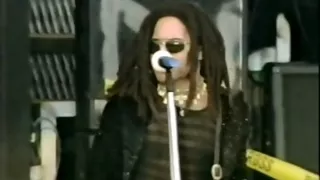 guns n roses - paris 92 - slash and lenny kravitz - my mama says