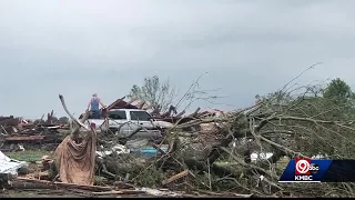 Tornado kills 3 people in Golden City, Missouri