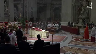 Benedetto XVI, traslazione e rito arrivo salma del Papa emerito nella Basilica vaticana