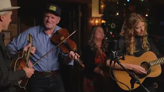 Foghorn Stringband - The Girl Slipped Down