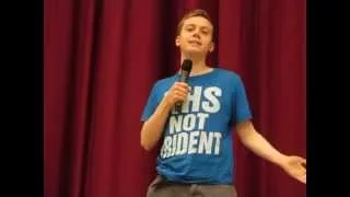 Owen Jones in Hammersmith DEFENDING the NHS, our proudest institution!