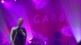 Garbage @ La salle Pleyel, Paris  05/11/2016  "Vow"