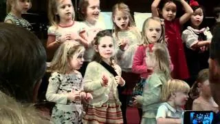 Isabel & Lily sing "We Wish You a Merry Christmas"