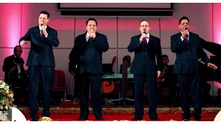 Quarteto Melody Gospel - Vaso de Alabastro - DVD Digno Ao Vivo