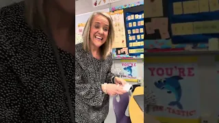 This video shows how to use your kindergarten literacy items coming home for spring break !