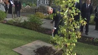 Charles pays respects to those killed in the Aberfan disaster