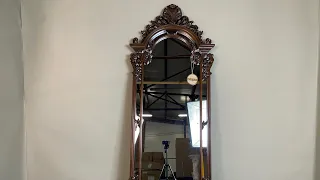 Резное настенное зеркало E009