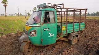 Auto video | Off Road Mahindra alfa Autorickshaw 3 Wheeler Driving with Heavy Load | Crazy Autowala