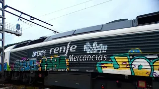 renfe 333 con siderurgico vacio Mixto de Lugo de Llanera Soto de Rey en Tudela Veguin