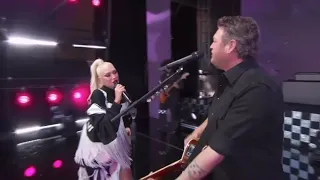 Gwen Stefani & Blake Shelton I Live Debut of "Purple Irises"