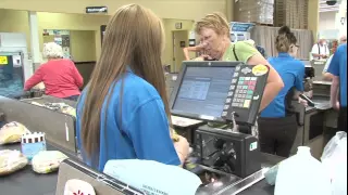 Minnesota Minimum Wage Increase - Lakeland News at Ten - July 27, 2015