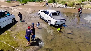 Jugando en los Carnavales en la Provincia Jose Maria linares Puna Potosí Bolivia 2022