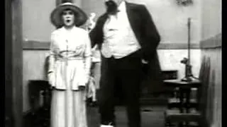 Charlie Chaplin "The Cure" (Charlot fait une cure) 1917 - Film Complet en français
