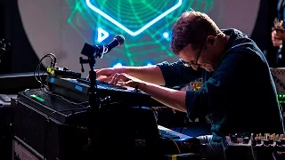 Floating Points - Kuiper (Live on KEXP)