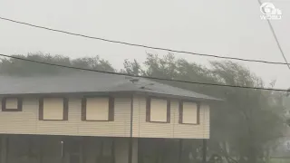 Hurricane force winds from Zeta batter Grand Isle