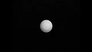 Voyager 2 Uranus flyby wide-angle camera bw v0.34