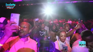 PSQUARE BRINGS DOWN ROOF WITH THEIR JAW-BREAKING PERFORMANCE AT THEIR LIVE CONCERT IN LAGOS.