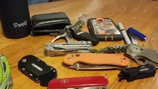 Everyday carry (edc) for beginners. Find what works for you!