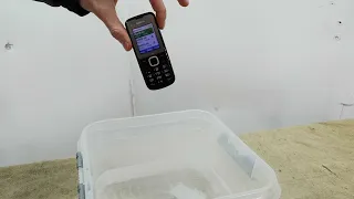 Whether NOKIA will survive after freezing with LIQUID NITROGEN, t-198 degrees.NOKIA Phone Crash Test