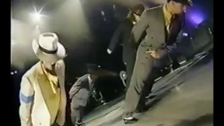 Michael Jackson Smooth Criminal live Copenhagen 1992!!!!!!!!!!!!