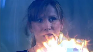 Донна пытается предупредить Эвелину об извержении вулкана | Огни Помпеи | Доктор Кто
