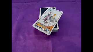 Knight of cups Tarot card meaning.