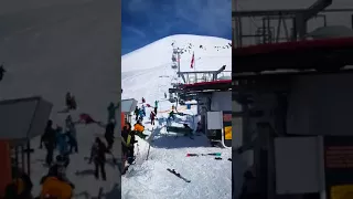 Ужасные кадры! Трагедия в Грузии на горнолыжном курорте Сломался подемник