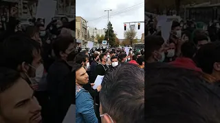 تجمع و راهپیمایی مردم شهرکرد و دیگر شهرهای استان چهارمحال و بختیاری در اعتراض به‌بی آبی و غارت آب