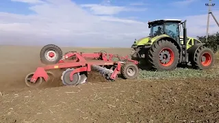 Один робочий день на Claas Axion 940.Дискуввння під посів озимини 2 вересня.