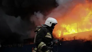 Пожар на складе в Одинцово. Огонь охватил более четырех тысяч квадратных метров
