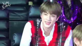 181106 BTS Moments With Wanna One & Charlie Puth @MGA Fancam