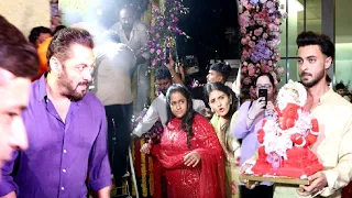 Salman Khan Ganpati Visarjan 2022 Video From Sister Arpita Khan House To Galaxy Apartment In Bandra