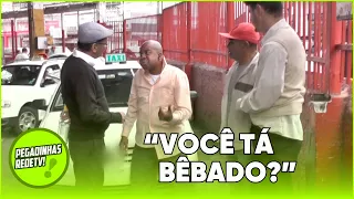 TÁXI SURPRESA: TONINHO TORNADO 'BÊBADO' OFERECE SERVIÇO INUSITADO NO ESTACIONAMENTO