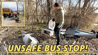 Unsafe SCHOOL BUS STOP forces kids to WALK on the STREET!