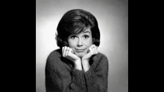 MARY TYLER MOORE Tribute